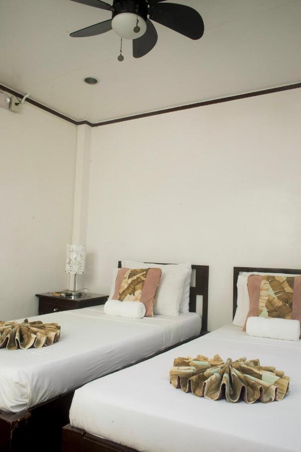 Isla Gecko Resort Balabag  Экстерьер фото